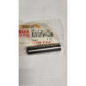 Axe de piston YAMAHA DT175 2511163300