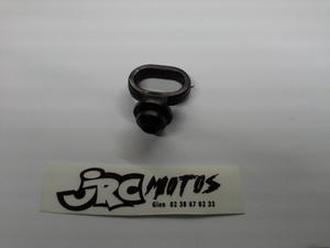 Support , passe  câble  YAMAHA 2RNF151800