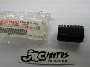 Garniture repose pied XVS FZS TDM TDR VMX 22N1811300